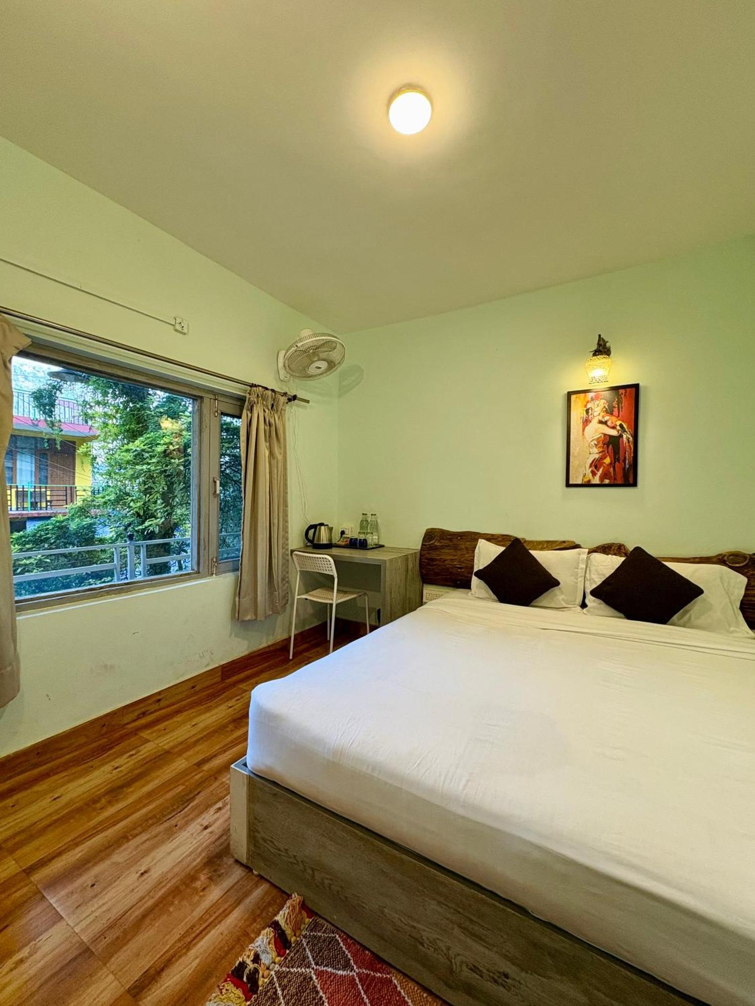 Eevolve Dharamkot - An Eco Hostel Мак-Леод-Гейндж Экстерьер фото